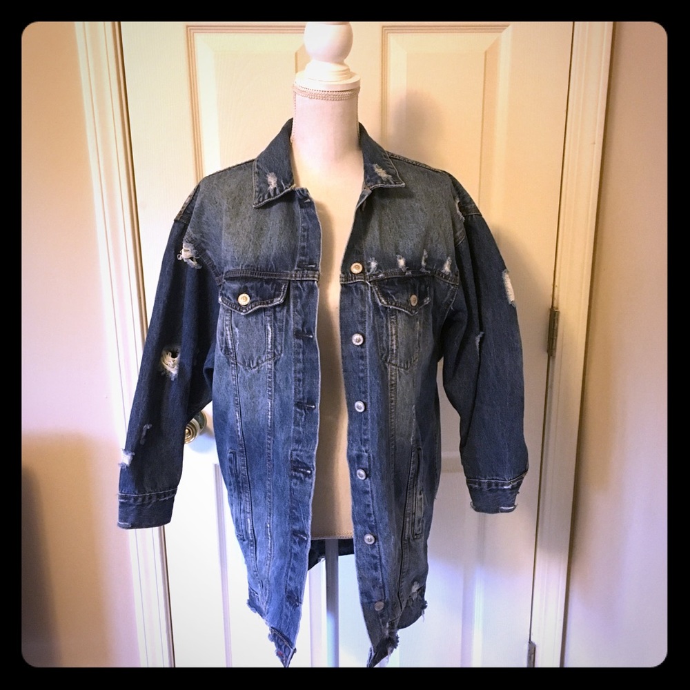 **SOLD**OVERSIZED Distressed Denim Jacket